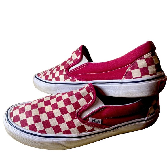 Vans Red Checkered Slip-On Sneakers size 10 Men’s Classic